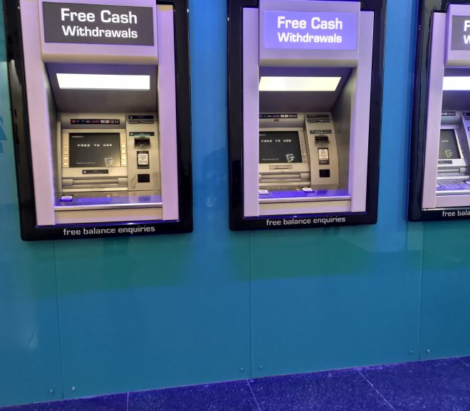 UK: Bani gratis dar nu chiar oricum