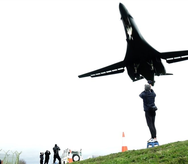 Scrie presa că UE șu UK nu-l ajută pe Trump