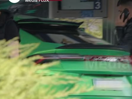 Care-mi dai și mie un Lamborghini să ți-l duc la revizie?