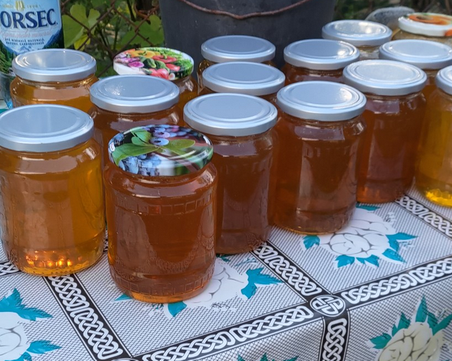 The beekeeper #263:  Recolta de mai