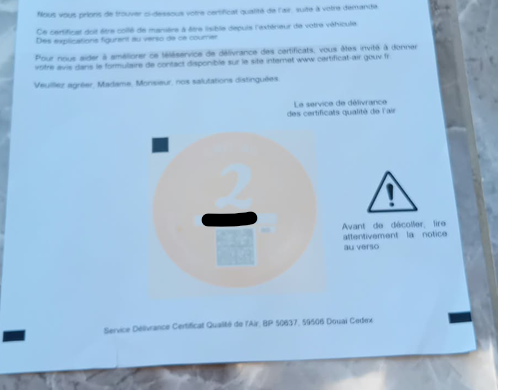 Poluare auto: Numai stickere pe parbriz